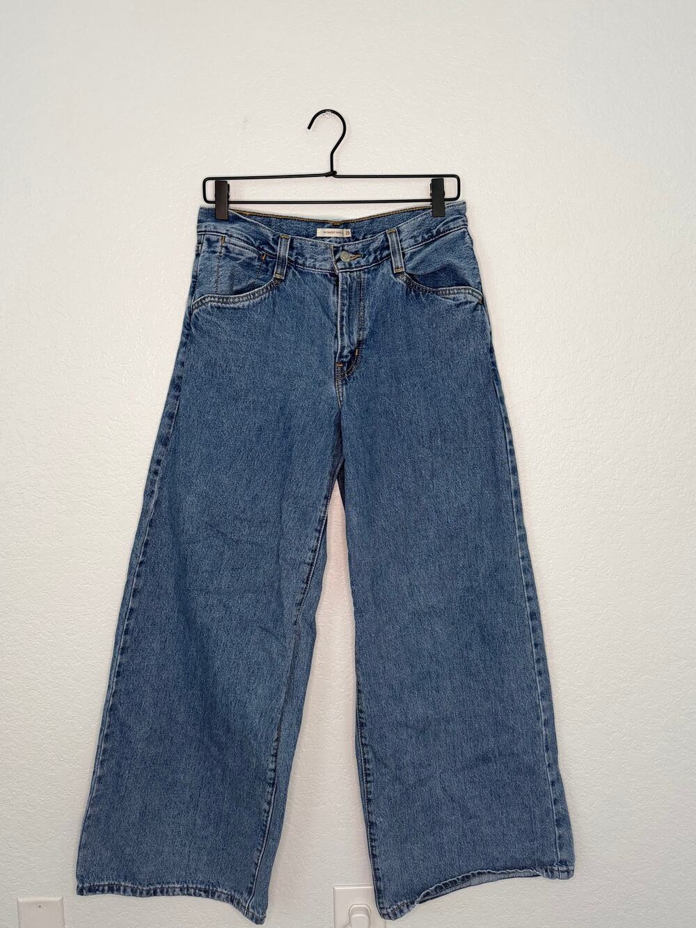 Levi’s 94 Baggy Wide Leg Jeans – W28 L31